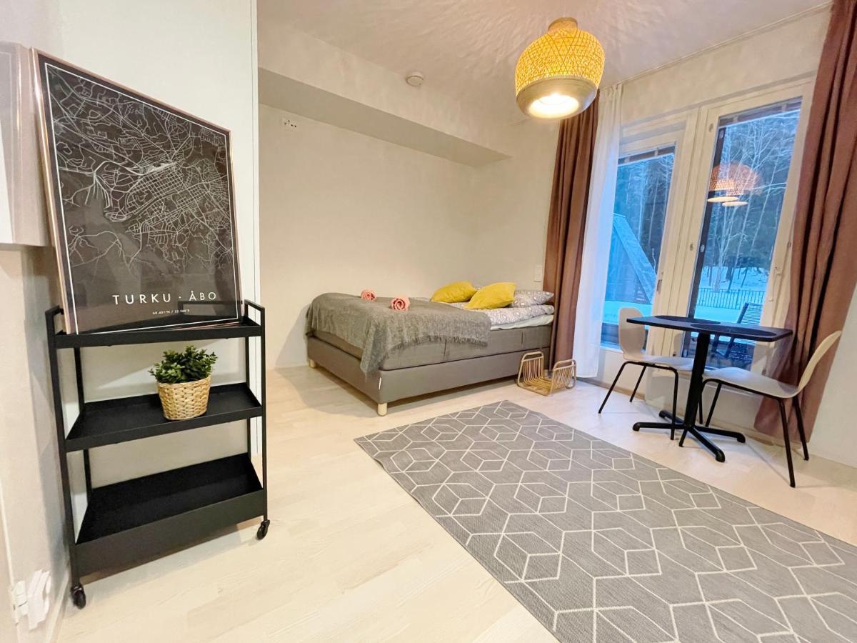 Haalia Homes Turku Paeaeskynpesae Extérieur photo