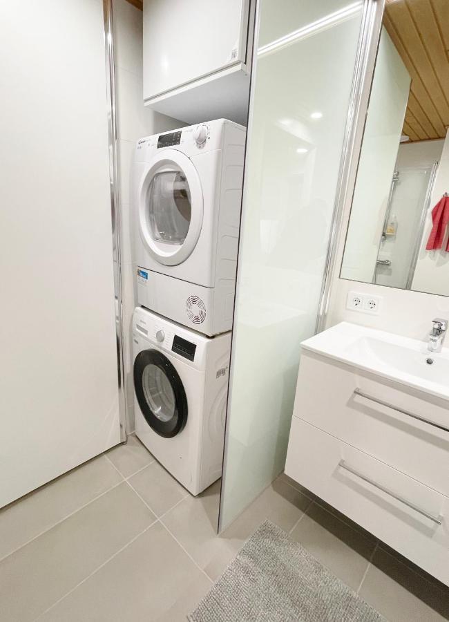 Haalia Homes Turku Paeaeskynpesae Extérieur photo